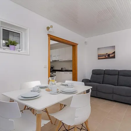 Sussa 7b By Hh Тиас